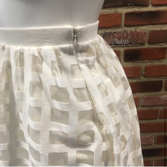 ASOS Full Skirt sz 4 Cream color Midi Skirt - Picture 4 of 5
